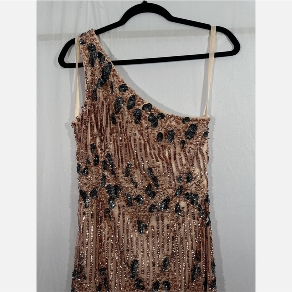 NWT $798 Mac Duggal [ 6 ] One Shoulder Embellished Gown in‎ Apricot Pink - Picture 9 of 13